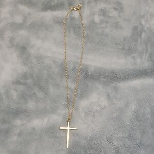 Elegant Gold Toned Cross Necklace NWOT